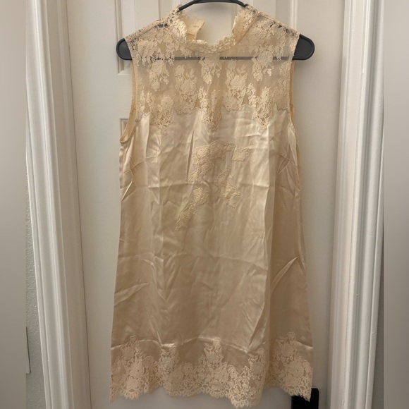 Doen Cream Lace Mini Dress - Picture 5 of 11
